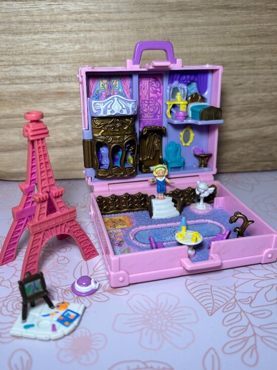 polly pocket Other - Vintage 1996 Bluebird Polly Pocket Polly in Paris